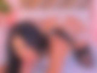 Malaia Hills's Live Sex Cam Show