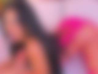 Malaia Hills's Live Sex Cam Show