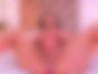 Malaia Hills's Live Sex Cam Show