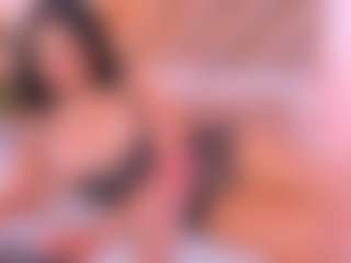 Live cam show with Malaia Hills - Facial Piercings on TeamSkeetLive