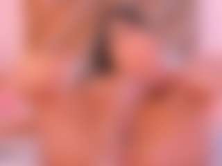 Malaia Hills's Live Sex Cam Show