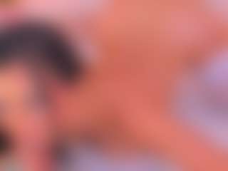 Malaia Hills's Live Sex Cam Show