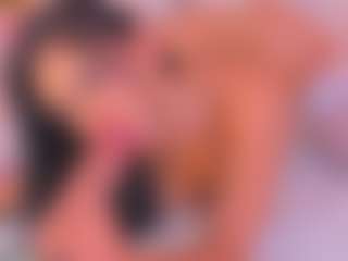 Malaia Hills's Live Sex Cam Show