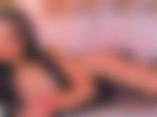 Malaia Hills's Live Sex Cam Show