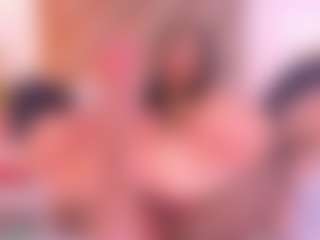 Malaia Hills's Live Sex Cam Show