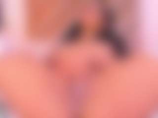 Malaia Hills's Live Sex Cam Show