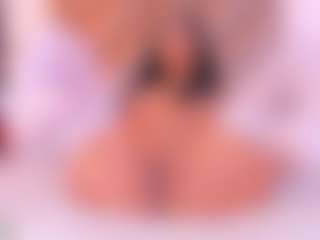 Malaia Hills's Live Sex Cam Show