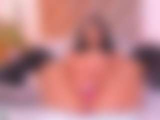 Malaia Hills's Live Sex Cam Show