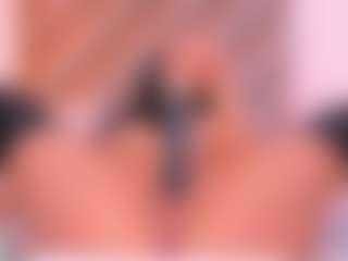 Malaia Hills's Live Sex Cam Show