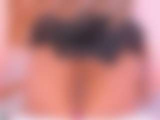Malaia Hills's Live Sex Cam Show