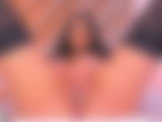 Malaia Hills's Live Sex Cam Show