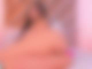 Malaia Hills's Live Sex Cam Show