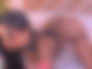 Malaia Hills's Live Sex Cam Show