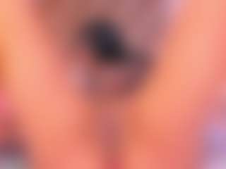 Malaia Hills's Live Sex Cam Show