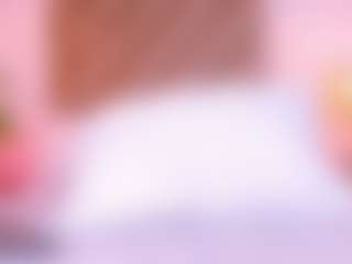 Malaia Hills's Live Sex Cam Show