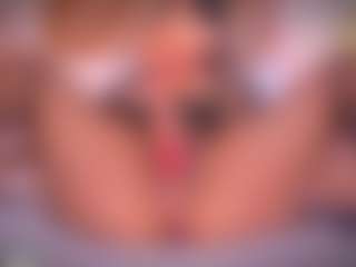 Malaia Hills's Live Sex Cam Show