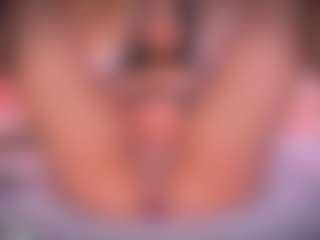 Malaia Hills's Live Sex Cam Show