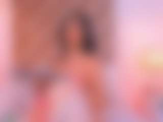 Malaia Hills's Live Sex Cam Show