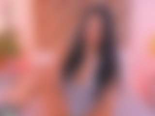 Live cam show with Malaia Hills - Dildo on Adult Interactions