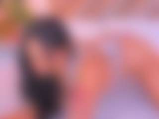 Malaia Hills's Live Sex Cam Show