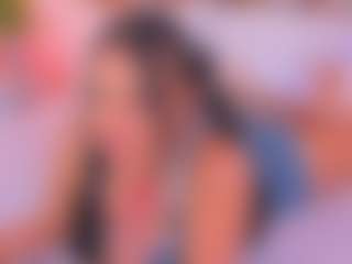 Malaia Hills's Live Sex Cam Show