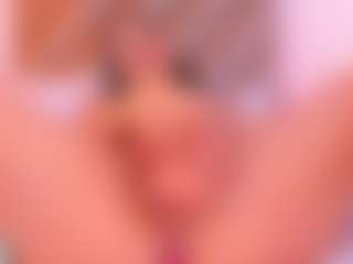 Malaia Hills's Live Sex Cam Show