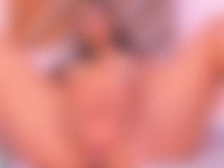 Malaia Hills's Live Sex Cam Show