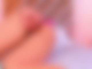 Malaia Hills's Live Sex Cam Show