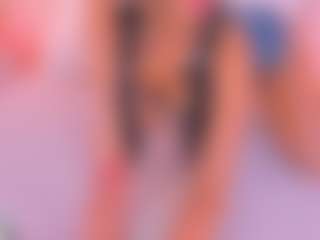 Malaia Hills's Live Sex Cam Show