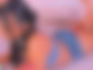 Malaia Hills's Live Sex Cam Show