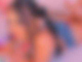 Malaia Hills's Live Sex Cam Show
