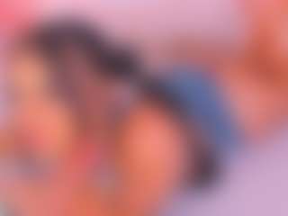 Malaia Hills's Live Sex Cam Show