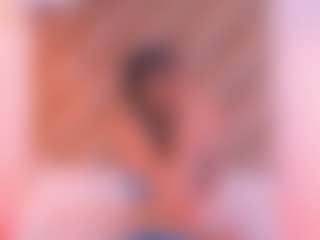 Live cam show with Malaia Hills - Orgasm on Camsoda