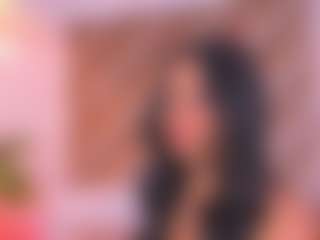Malaia Hills's Live Sex Cam Show