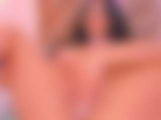 Malaia Hills's Live Sex Cam Show