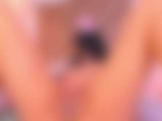 Malaia Hills's Live Sex Cam Show