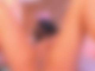 Malaia Hills's Live Sex Cam Show