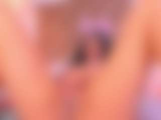 Malaia Hills's Live Sex Cam Show