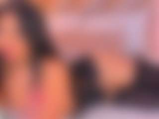 Malaia Hills's Live Sex Cam Show