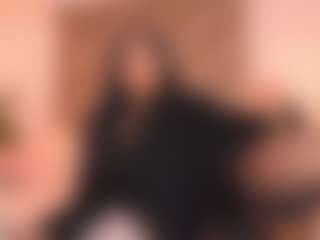Malaia Hills's Live Sex Cam Show