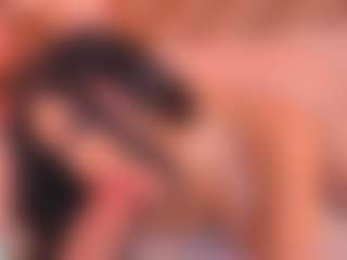 Malaia Hills's Live Sex Cam Show