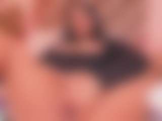 Malaia Hills's Live Sex Cam Show