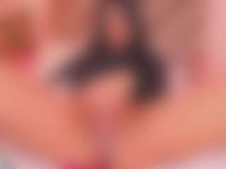 Live cam show with Malaia Hills - Blowjob on Camsoda