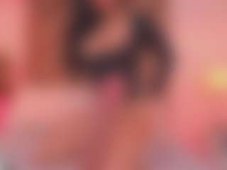 Malaia Hills's Live Sex Cam Show