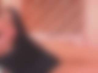 Malaia Hills's Live Sex Cam Show