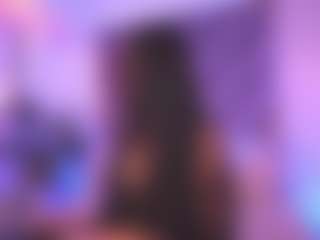 Malaia Hills's Live Sex Cam Show