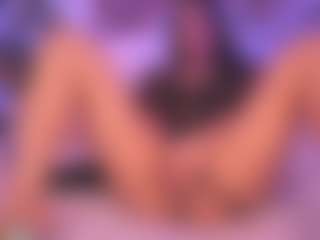 Malaia Hills's Live Sex Cam Show