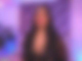 Malaia Hills's Live Sex Cam Show