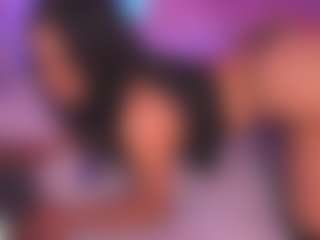 Malaia Hills's Live Sex Cam Show