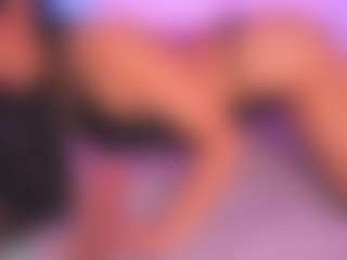 Malaia Hills's Live Sex Cam Show